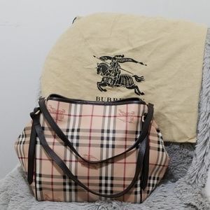 Burberry Medium Tote
